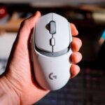 Logitech представила мишку G309 із зарядним килимком - Лайфхакер