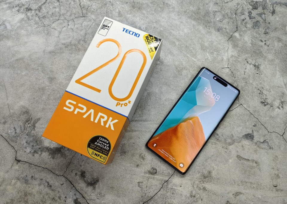 Огляд смартфона TECNO SPARK 20 Pro+: AMOLED-екран та камера 108 Мп