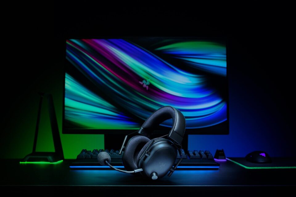 Огляд ігрової гарнітури Razer BlackShark V2 Pro: без проводів.