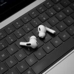 Як підключити AirPods до ноутбука на Windows та macOS