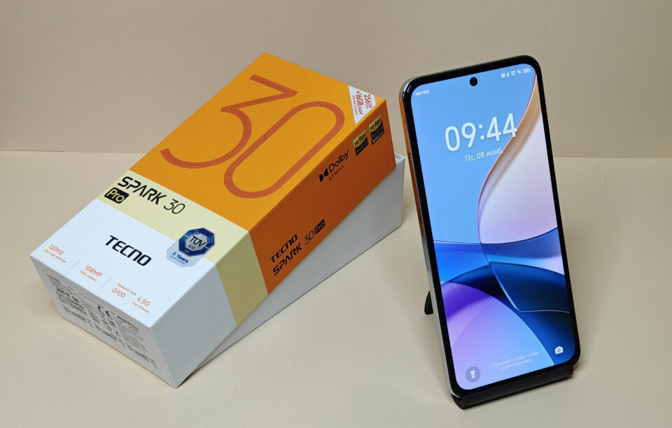 TECNO SPARK 30 Pro: відмінний сет за помірний прайс