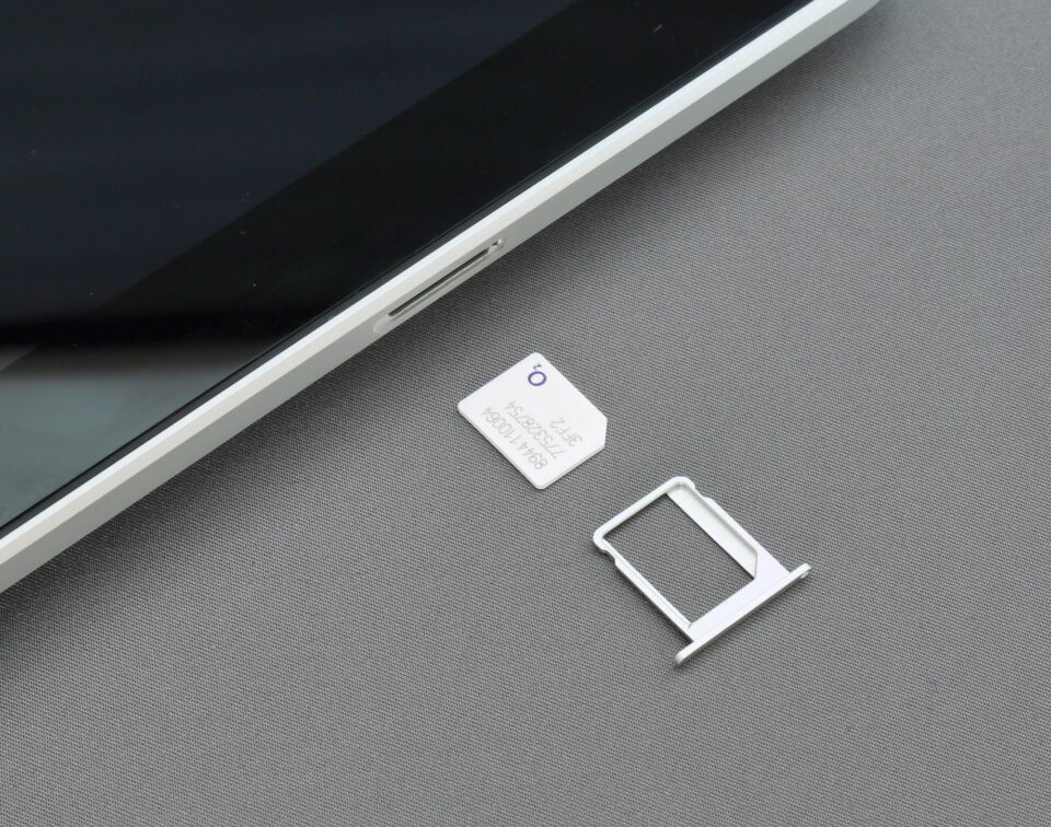 Чому телефон не бачить SIM -карту і що робити в такій ситуації